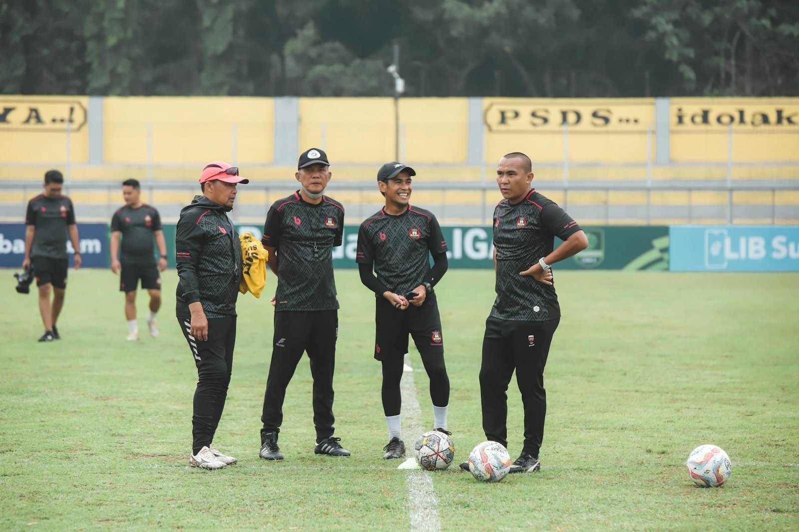 Gambar headline terbaru berita bola: gol spektakuler, transfer pemain, dan analisis pertandingan hari ini